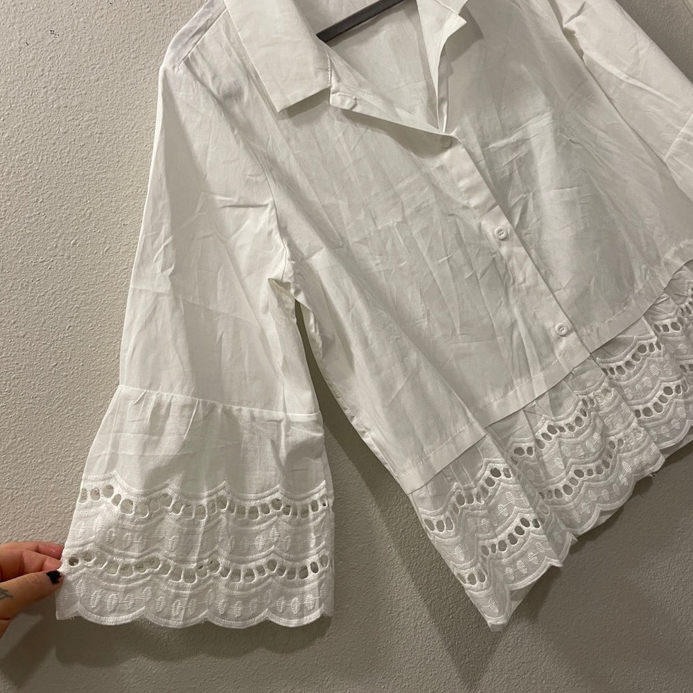 Flamingals Feminine Bohemian-Style Button-Down Blouse - Picture 2 of 7